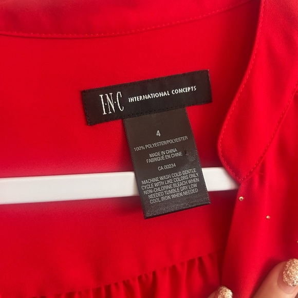 INC, size 4, red sparkly, v neck, criss cross long sleeve blouse, light weight - Picture 7 of 9
